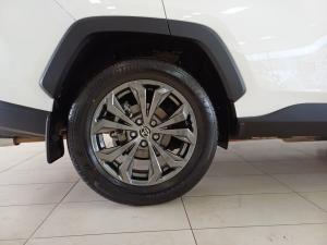 Toyota RAV4 2.5 Hybrid VX E-Four - Image 13