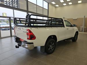 Toyota Hilux 2.8GD-6 single cab Raider auto - Image 3