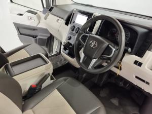 Toyota Quantum 2.8 LWB bus 11-seater GL - Image 10