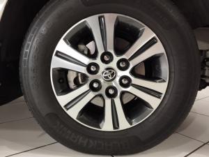 Toyota Quantum 2.8 LWB bus 11-seater GL - Image 13