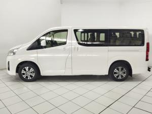 Toyota Quantum 2.8 LWB bus 11-seater GL - Image 3