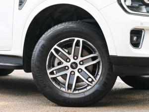 Ford Everest 2.0 BiTurbo XLT - Image 3