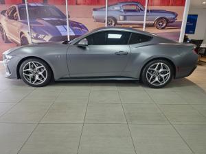 Ford Mustang 5.0 GT fastback - Image 3