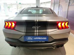 Ford Mustang 5.0 GT fastback - Image 4