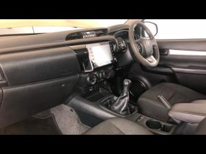 Toyota Hilux 2.4GD-6 single cab Raider manual - Image 7