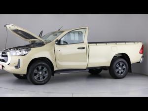 Toyota Hilux 2.4GD-6 single cab Raider manual - Image 21