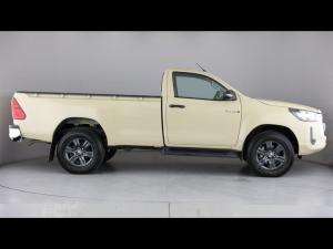 Toyota Hilux 2.4GD-6 single cab Raider manual - Image 3