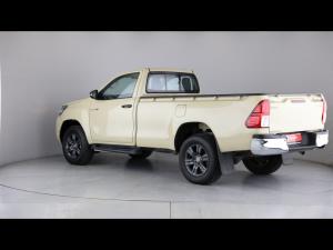 Toyota Hilux 2.4GD-6 single cab Raider manual - Image 17