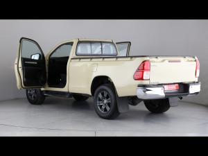 Toyota Hilux 2.4GD-6 single cab Raider manual - Image 19