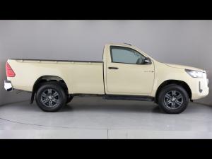 Toyota Hilux 2.4GD-6 single cab Raider manual - Image 3