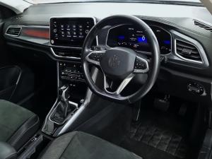 Volkswagen T-ROC 1.4 TSI Design Tiptronic - Image 24
