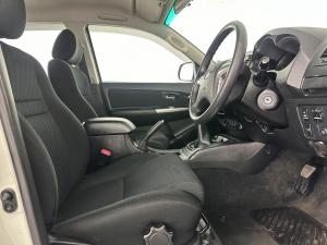Toyota Fortuner 2.5D-4D RB - Image 10