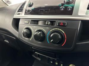 Toyota Fortuner 2.5D-4D RB - Image 6