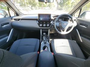 Toyota Corolla Cross 1.8 Xi - Image 6