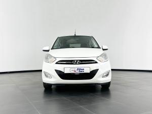 Hyundai i10 1.1 GLS/MOTION - Image 2