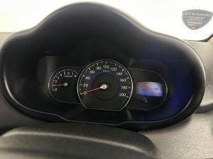 Hyundai i10 1.1 GLS/MOTION - Image 7