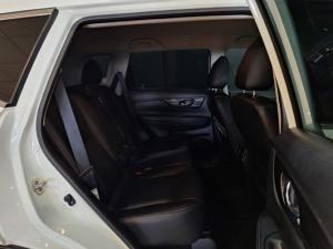 Nissan X-Trail 2.5 4x4 Acenta Tech - Image 6