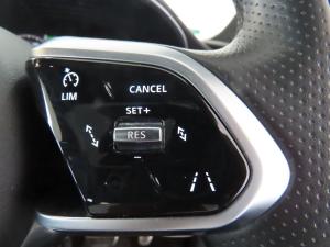 Jaguar E-Pace D200 AWD R-Dynamic HSE - Image 14