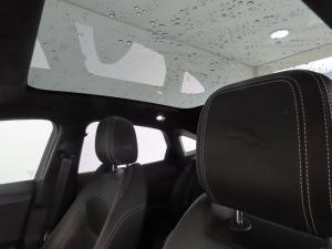 Jaguar E-Pace D200 AWD R-Dynamic HSE - Image 9