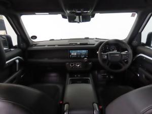 Land Rover Defender 110 V8 - Image 11