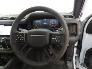 Land Rover Defender 110 V8 - Image 12
