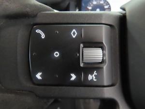 Land Rover Defender 110 V8 - Image 13