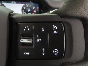 Land Rover Defender 110 V8 - Image 14