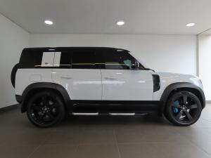 Land Rover Defender 110 V8 - Image 3
