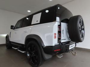 Land Rover Defender 110 V8 - Image 5