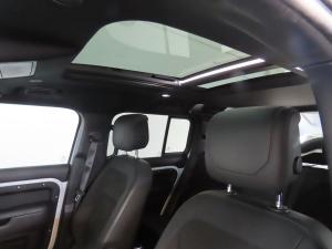 Land Rover Defender 110 V8 - Image 9