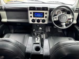 Toyota FJ Cruiser FJ Cruiser - Image 15