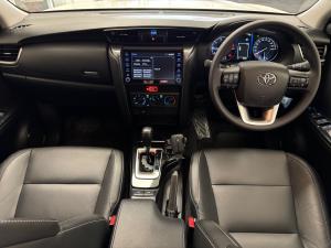Toyota Fortuner 2.4GD-6 4x4 - Image 6