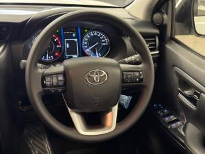 Toyota Fortuner 2.4GD-6 4x4 - Image 8