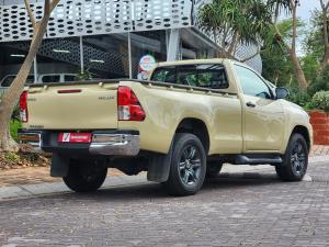 Toyota Hilux 2.4GD-6 single cab Raider manual - Image 3