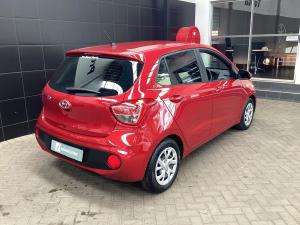 Hyundai Grand i10 1.0 Motion auto - Image 2