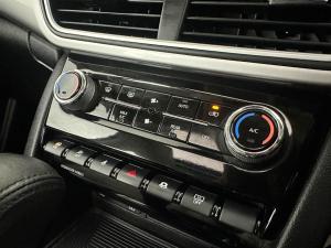 Mahindra XUV 700 2.0 AX7L automatic - Image 8