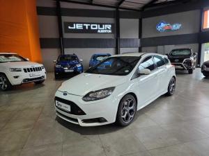 2015 Ford Focus 2.0 Ecoboost ST1