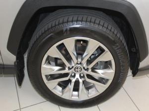 Toyota RAV4 2.0 VX CVT - Image 4