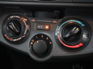 Toyota Etios hatch 1.5 Xi - Image 14