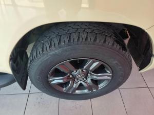 Toyota Hilux 2.8GD-6 double cab Raider auto - Image 12