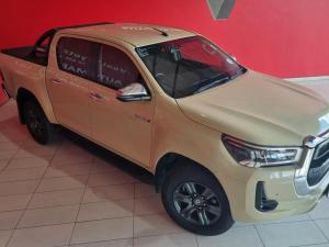 Toyota Hilux 2.8GD-6 double cab Raider auto - Image 2
