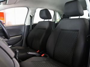 Volkswagen Polo Vivo hatch 1.4 - Image 11