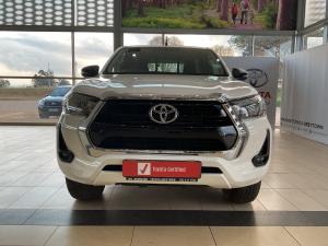 Toyota Hilux 2.4GD-6 single cab Raider manual - Image 6