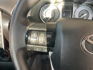 Toyota Hilux 2.4GD-6 single cab Raider manual - Image 9