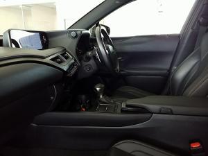Lexus UX 250h F Sport - Image 7