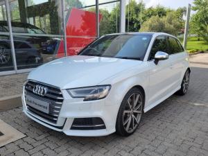 2018 Audi S3Sportback Stronic