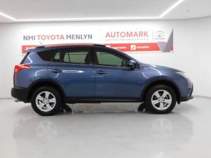 Toyota RAV4 2.0 GX automatic - Image 10