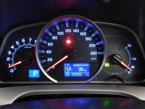 Toyota RAV4 2.0 GX automatic - Image 12