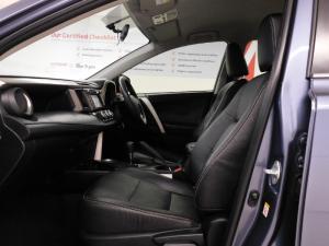 Toyota RAV4 2.0 GX automatic - Image 14