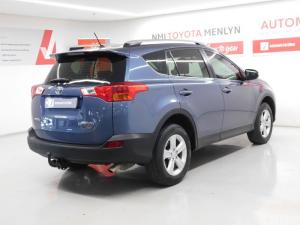 Toyota RAV4 2.0 GX automatic - Image 6